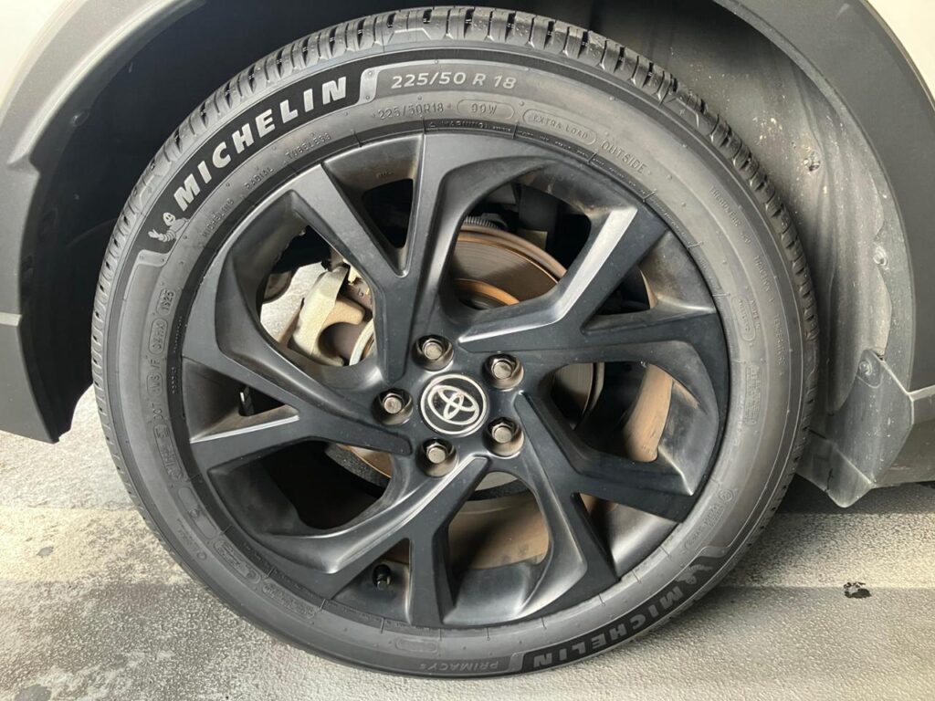 Lốp Michelin Primacy 5 225/50R18 lắp trên xe