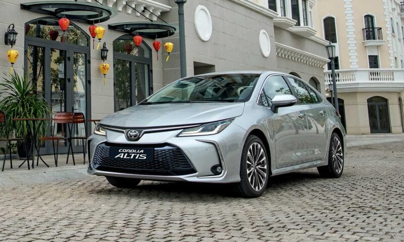 Xe Toyota Corrola Altis