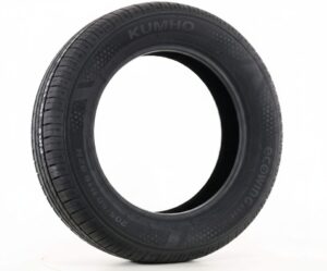 Lốp Xe Kumho Ecowing ES31 205/60R16 92H