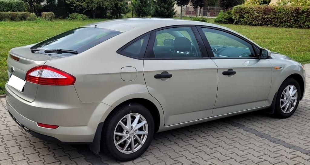 Tìm lốp đúng size cho Ford Mondeo